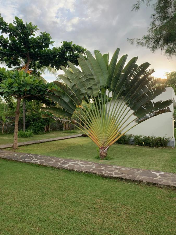 The Suites Lombok Sekotong Exterior foto