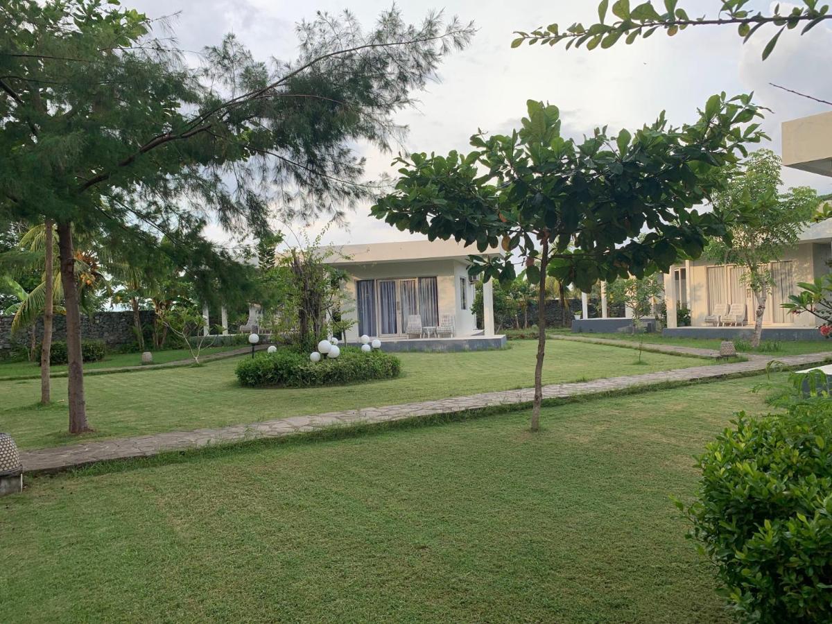 The Suites Lombok Sekotong Exterior foto